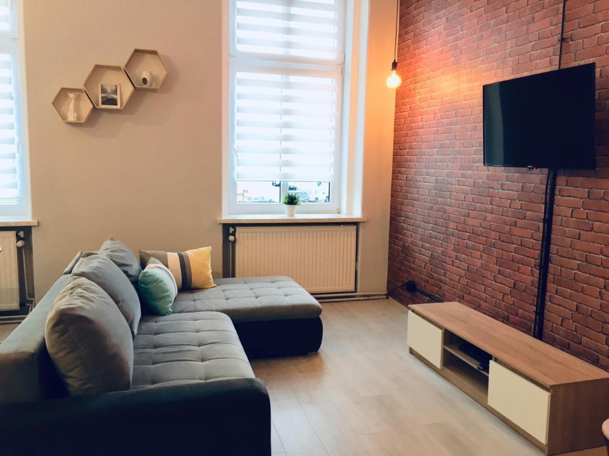 Rebel Apartament 别尔斯克-比亚拉 外观 照片